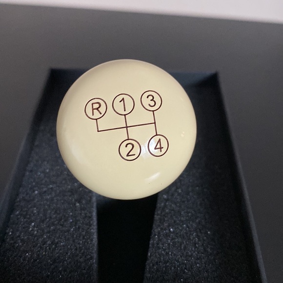 Mercedes Benz Wine Stopper in Shift Knob Style | Cream - Picture 7 of 9